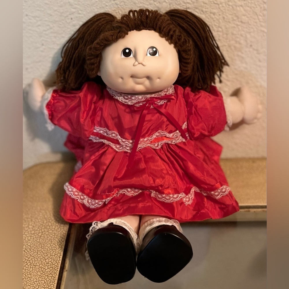 MN Thomas 80’s Vintage Pre Cabbage Patch Collectible Doll